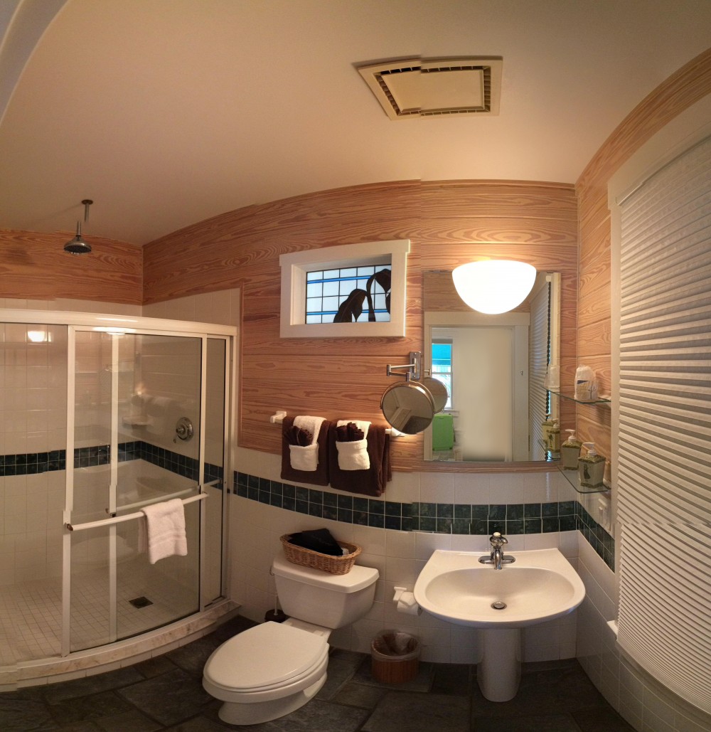 Eden House Small Deluxe Room